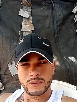 Snapshot of Nicolas_Moncadas chatting on 03-31-26, 03:12 Nicolas Moncadas online show from 03-31-26, 03:12