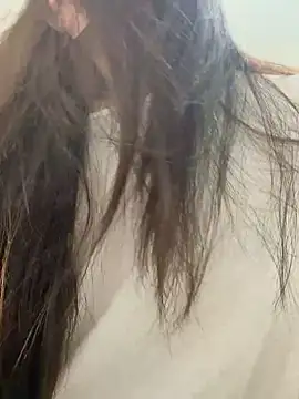 Snapshot of Xiaoyunduo1 chatting on 04-10-26, 03:12 Xiaoyunduo1 online show from 04-10-26, 03:12