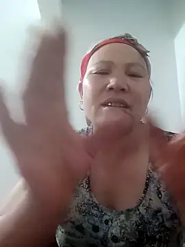 Snapshot of jikey-bibi chatting on 04-01-26, 01:52 jikey-bibi online show from 04-01-26, 01:52