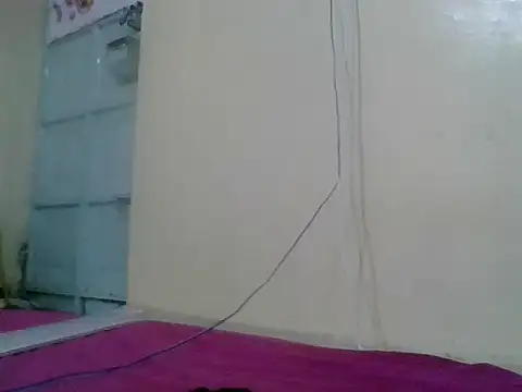 Snapshot of Thandiwe2003 chatting on 04-30-26, 11:27 Thandiwe2003 online show from 04-30-26, 11:27