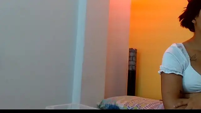 Snapshot of 18dulcegatita chatting on 04-01-26, 07:44 18dulcegatita online show from 04-01-26, 07:44