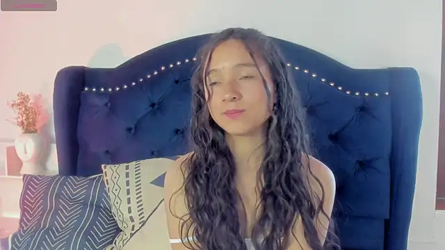 Snapshot of Honney_Bunny18 chatting on 04-02-26, 07:55 Honney Bunny18 online show from 04-02-26, 07:55