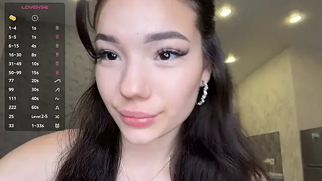 Snapshot of Barbie_Aria chatting on 06-28-26, 04:57 Barbie Aria online show from 06-28-26, 04:57