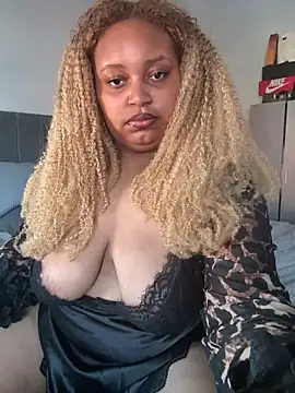 Snapshot of zahiraax chatting on 04-07-26, 03:45 zahiraax online show from 04-07-26, 03:45