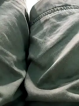 Snapshot of yourdreamman007_ chatting on 04-05-26, 05:43 yourdreamman007 online show from 04-05-26, 05:43