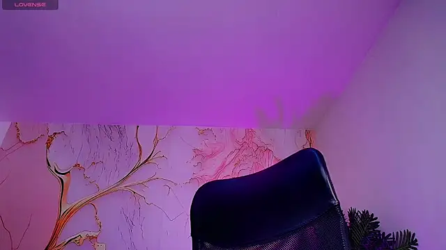 cherry latiinn19 online show from 05-12-26, 05:32