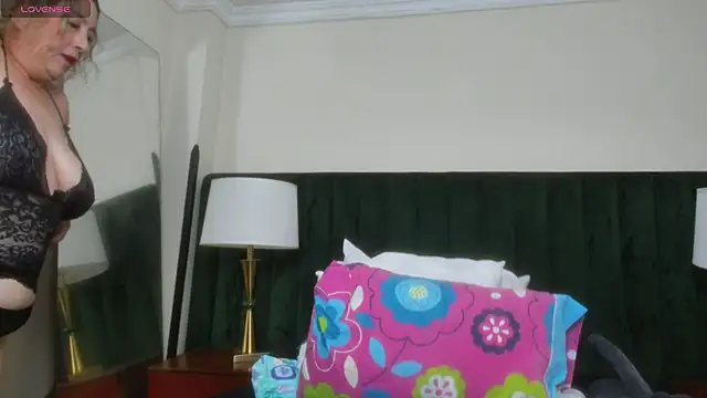 RoxanneSquirt online show from 05-16-26, 12:18