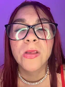 Snapshot of TiffanySton chatting on 04-03-26, 02:09 TiffanySton online show from 04-03-26, 02:09