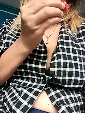 Bristy BigBoobs online show from 06-04-26, 03:45
