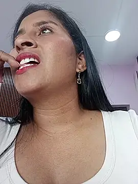 SofiaMendez1  online show from 04-28-26, 03:06