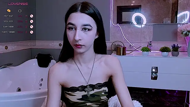 MelissaSparrow online show from 05-05-26, 01:13