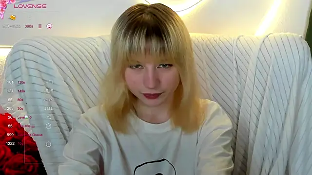 Snapshot of MiaKimiko chatting on 06-06-26, 01:32 MiaKimiko online show from 06-06-26, 01:32