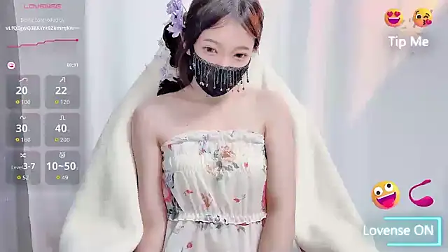 Snapshot of luckyuyu66 chatting on 04-03-26, 12:36 luckyuyu66 online show from 04-03-26, 12:36