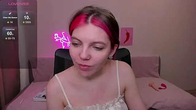 Marie Reyess online show from 05-10-26, 05:12