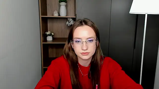 Snapshot of MallieHinsch chatting on 04-02-26, 11:30 MallieHinsch online show from 04-02-26, 11:30