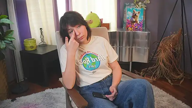 Snapshot of LekishaSandler chatting on 04-02-26, 11:30 LekishaSandler online show from 04-02-26, 11:30