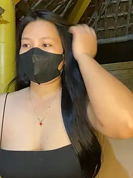 Mely2005 online show from 04-28-26, 02:55