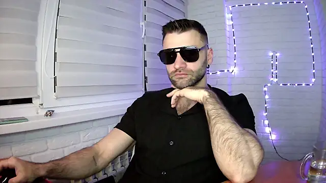 Snapshot of DaddySlava chatting on 04-25-26, 06:16 DaddySlava online show from 04-25-26, 06:16