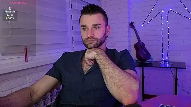 Snapshot of DaddySlava chatting on 05-11-26, 06:38 DaddySlava online show from 05-11-26, 06:38