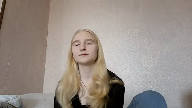 Snapshot of ForwentSeat chatting on 04-02-26, 07:17 ForwentSeat online show from 04-02-26, 07:17