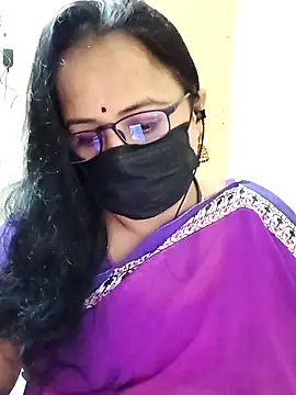 Snapshot of monisha_cam chatting on 04-08-26, 10:48 monisha cam online show from 04-08-26, 10:48