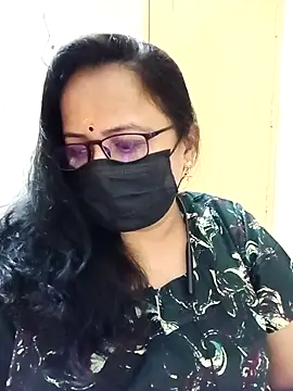 Snapshot of monisha_cam chatting on 04-11-26, 08:02 monisha cam online show from 04-11-26, 08:02