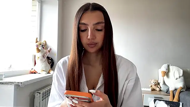 AlvinaMair online show from 04-17-26, 06:38