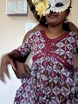 Snapshot of pixelcouples chatting on 04-03-26, 06:11 pixelcouples online show from 04-03-26, 06:11