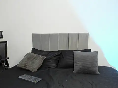 Snapshot of Pamela__83 chatting on 04-02-26, 08:06 Pamela 83 online show from 04-02-26, 08:06