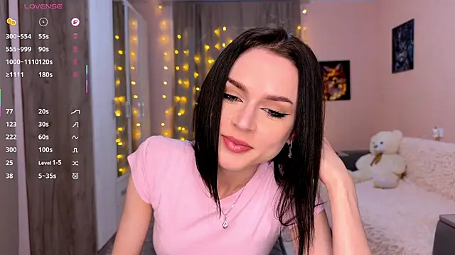 Snapshot of PlayfulLea chatting on 05-24-26, 05:29 PlayfulLea online show from 05-24-26, 05:29