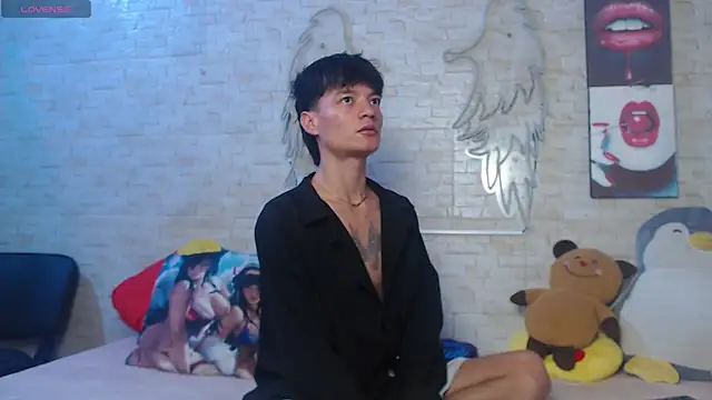 Alex latino  online show from 04-04-26, 11:35