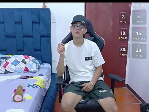 Snapshot of Alex_teen_20c chatting on 04-03-26, 03:26 Alex teen 20c online show from 04-03-26, 03:26