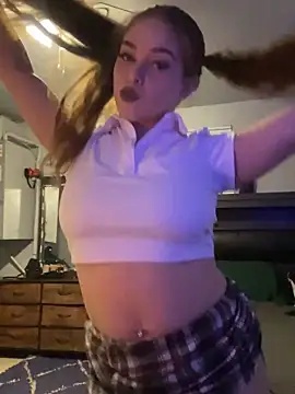 mariex83 online show from 04-05-26, 02:42