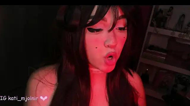 kati-01 online show from 06-06-26, 03:33