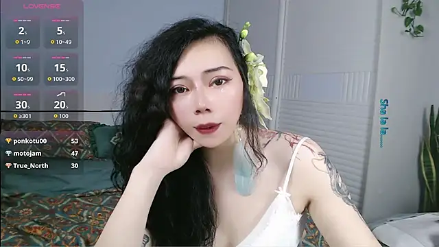 Snapshot of sasating chatting on 04-28-26, 02:27 sasating online show from 04-28-26, 02:27