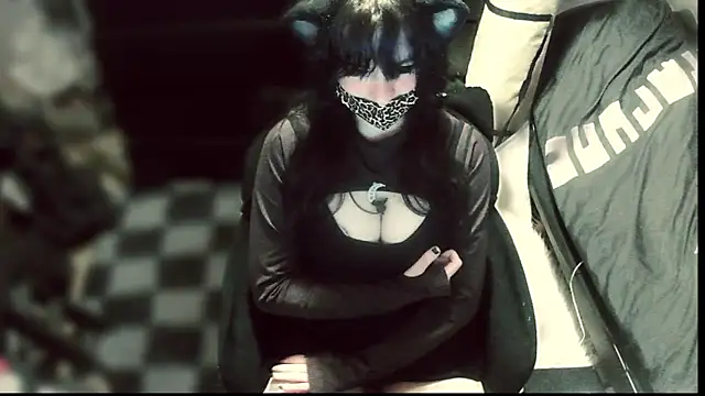 Snapshot of ErroneousMeow chatting on 04-02-26, 11:02 ErroneousMeow online show from 04-02-26, 11:02