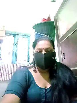 Snapshot of PINKI_024 chatting on 04-06-26, 05:41 PINKI 024 online show from 04-06-26, 05:41