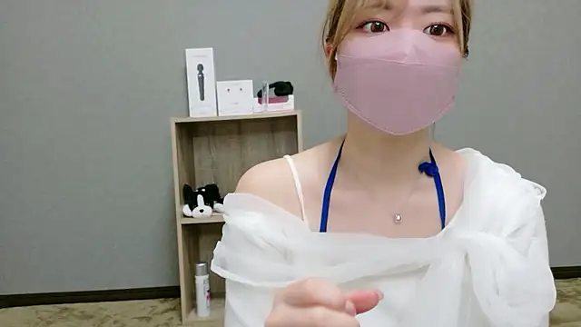 Snapshot of YUA_0425 chatting on 06-22-26, 05:10 YUA 0425 online show from 06-22-26, 05:10