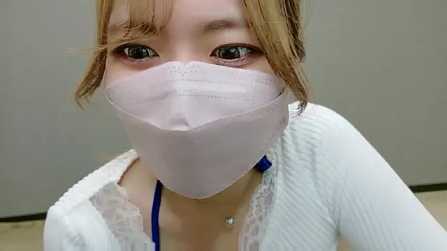 Snapshot of YUA_0425 chatting on 06-30-26, 03:13 YUA 0425 online show from 06-30-26, 03:13