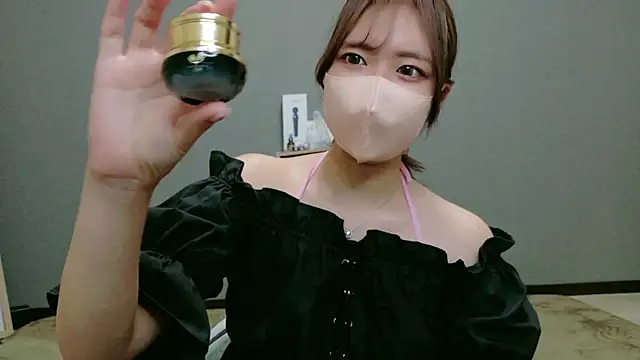 Snapshot of YUA_0425 chatting on 07-18-26, 06:23 YUA 0425 online show from 07-18-26, 06:23
