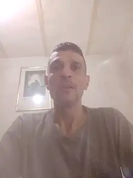 Guillelp online show from 06-11-26, 12:32