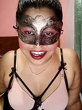 Maskedcurves online show from 04-30-26, 05:03