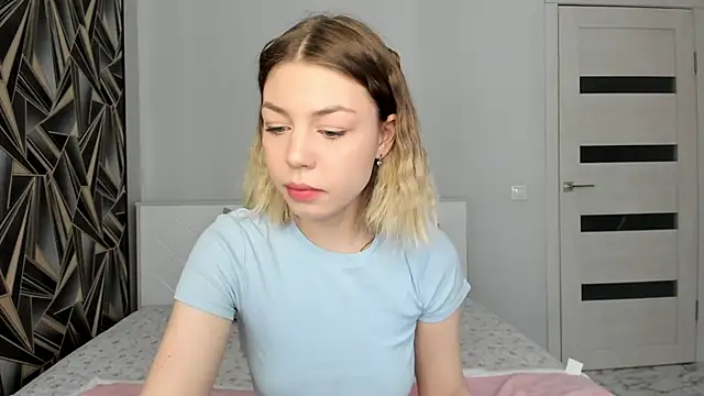 uma like online show from 04-21-26, 09:04