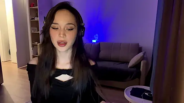 Elizabetswan online show from 04-19-26, 11:29