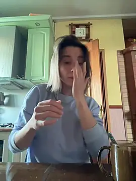 Snapshot of Millusya chatting on 04-02-26, 03:31 Millusya online show from 04-02-26, 03:31