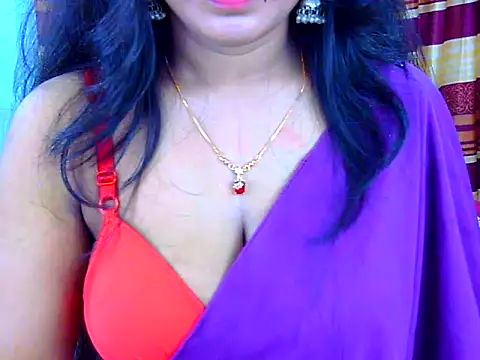 Snapshot of Noor_Zarin chatting on 04-12-26, 12:48 Noor Zarin online show from 04-12-26, 12:48