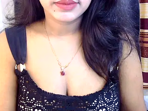 Snapshot of Noor_Zarin chatting on 05-04-26, 02:29 Noor Zarin online show from 05-04-26, 02:29