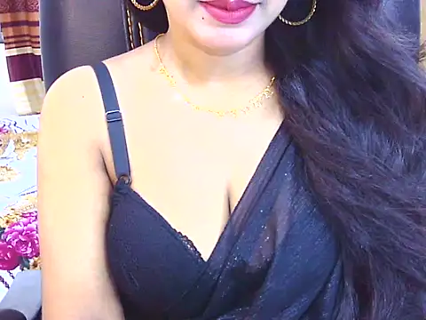 Snapshot of Noor_Zarin chatting on 05-22-26, 04:12 Noor Zarin online show from 05-22-26, 04:12