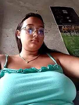 naughty girl hot  online show from 04-22-26, 12:07