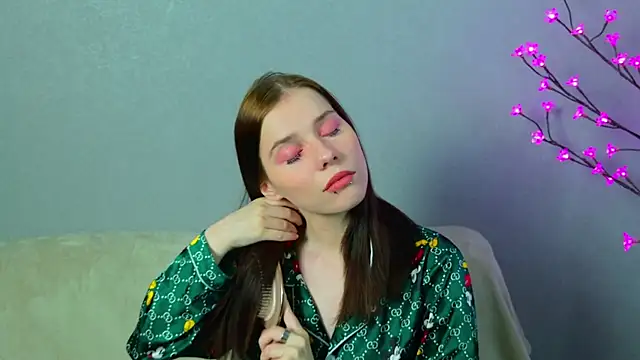CleoBloom  online show from 04-30-26, 05:08